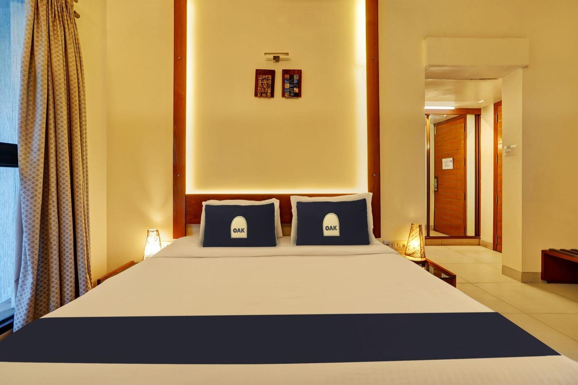 העיר בנגלור Astra Hotels & Suites - Marathalli מראה חיצוני תמונה
