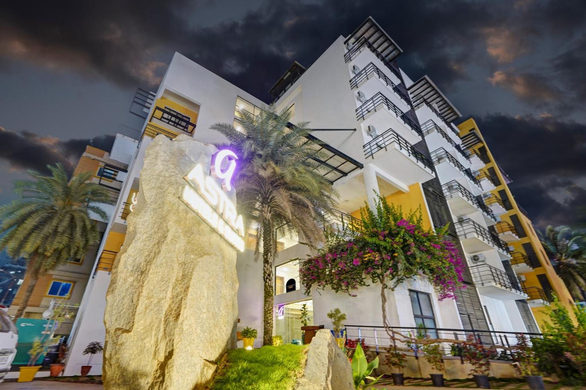 העיר בנגלור Astra Hotels & Suites - Marathalli מראה חיצוני תמונה