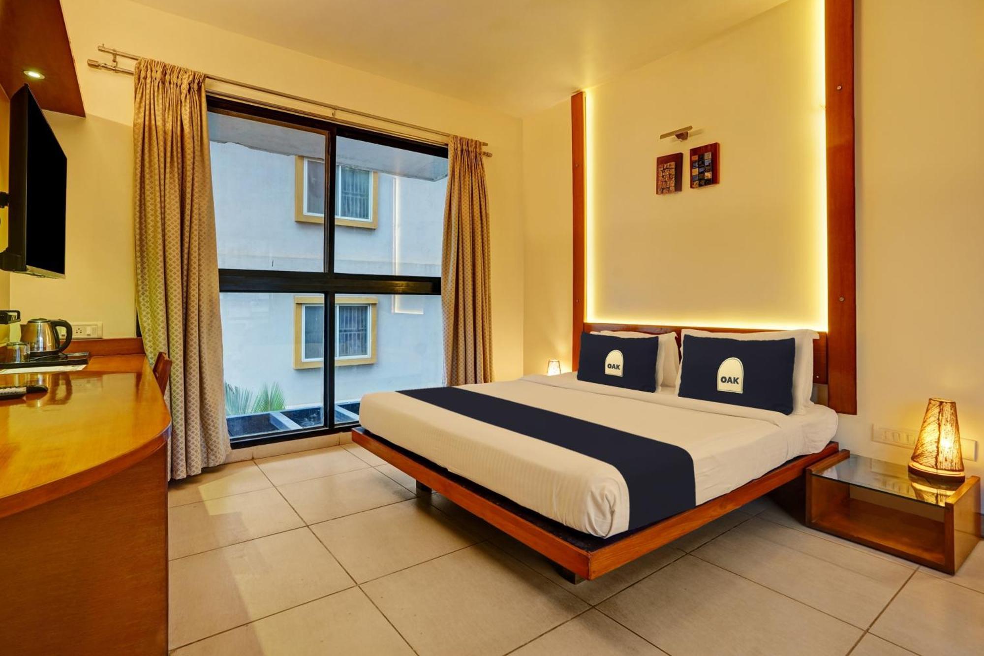 העיר בנגלור Astra Hotels & Suites - Marathalli מראה חיצוני תמונה