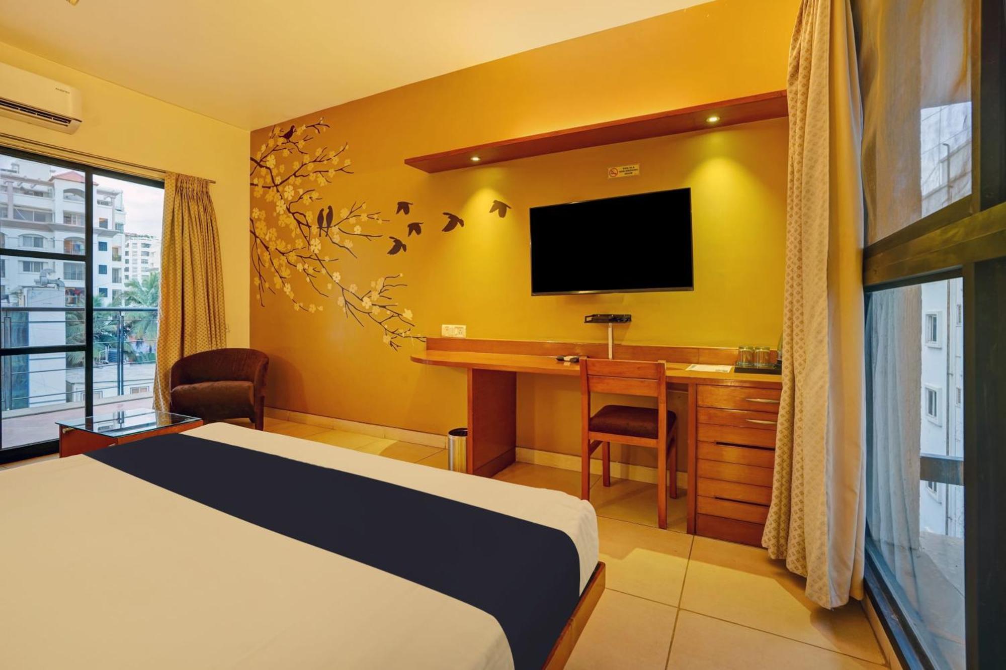 העיר בנגלור Astra Hotels & Suites - Marathalli מראה חיצוני תמונה