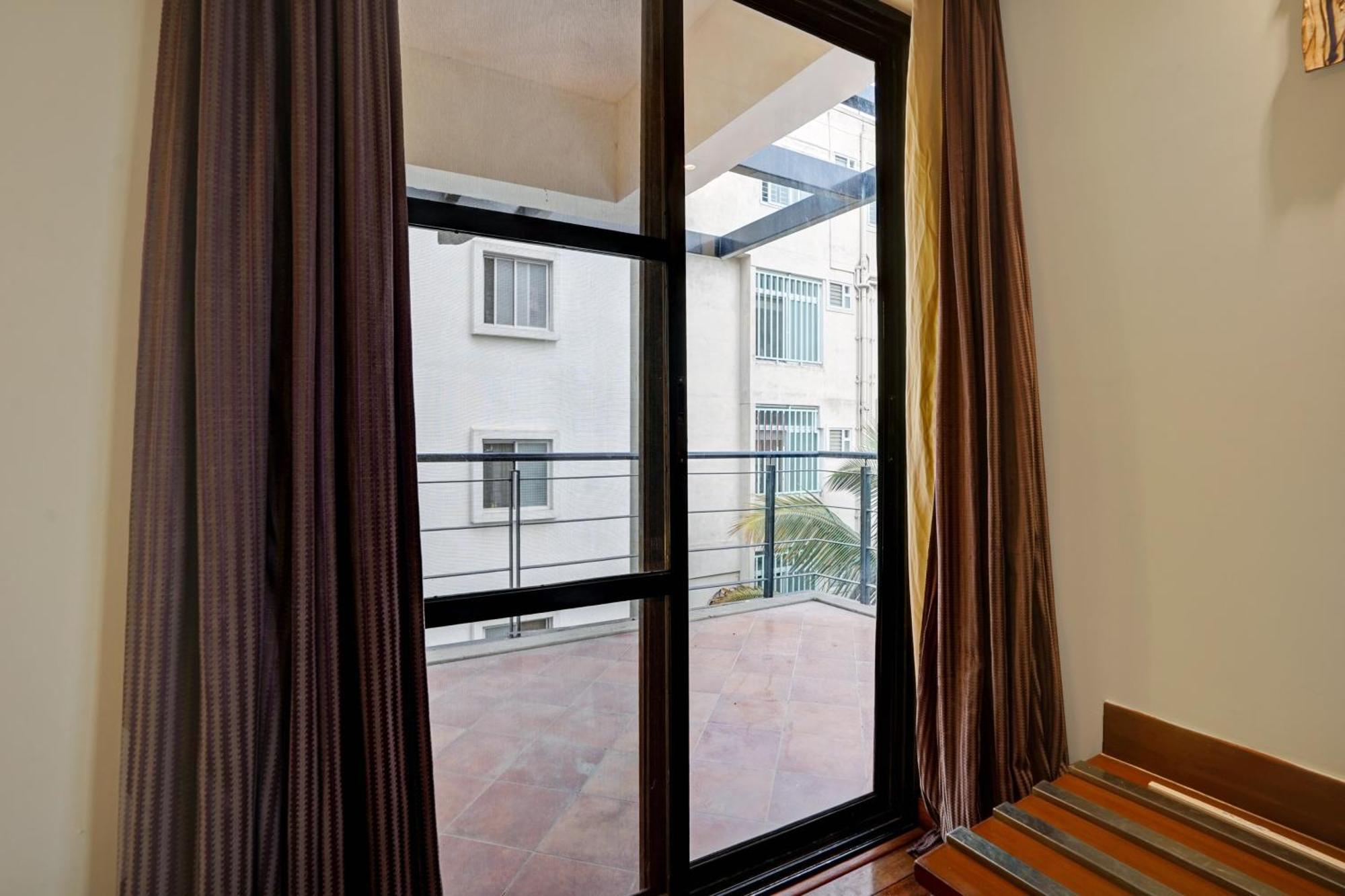העיר בנגלור Astra Hotels & Suites - Marathalli מראה חיצוני תמונה
